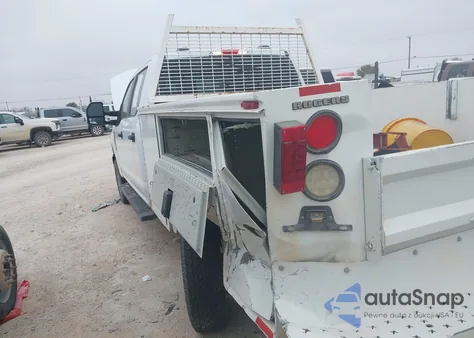 2022 Ford F-250 Xl z USA, uszkodzony, nr VIN 1FT7W2B66NED61401